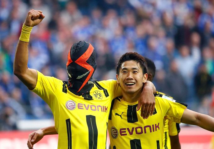 Pierre-Emerick Aubameyang a Šindži Kagawa