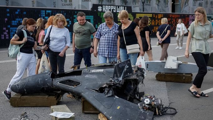 Výstava sestřelené ruské techniky. Kyjev, 8.8.2025