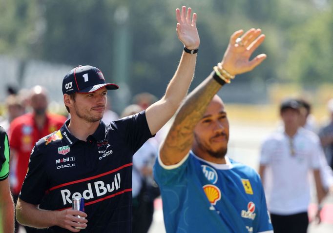 Max Verstappen, Red Bull a Lewis Hamilton, Ferrari před VC Itálie F1 2025