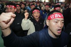 Korea: Piloti ihned do práce!
