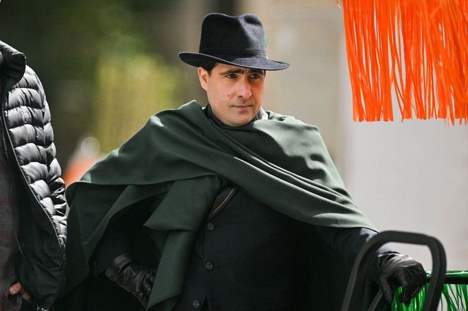 Jason Schwartzman při natáčení filmu Megalopolis.