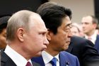 Putin a japonský premiér Abe se sbližují. Spor o Kurily ale jejich schůzka nevyřešila