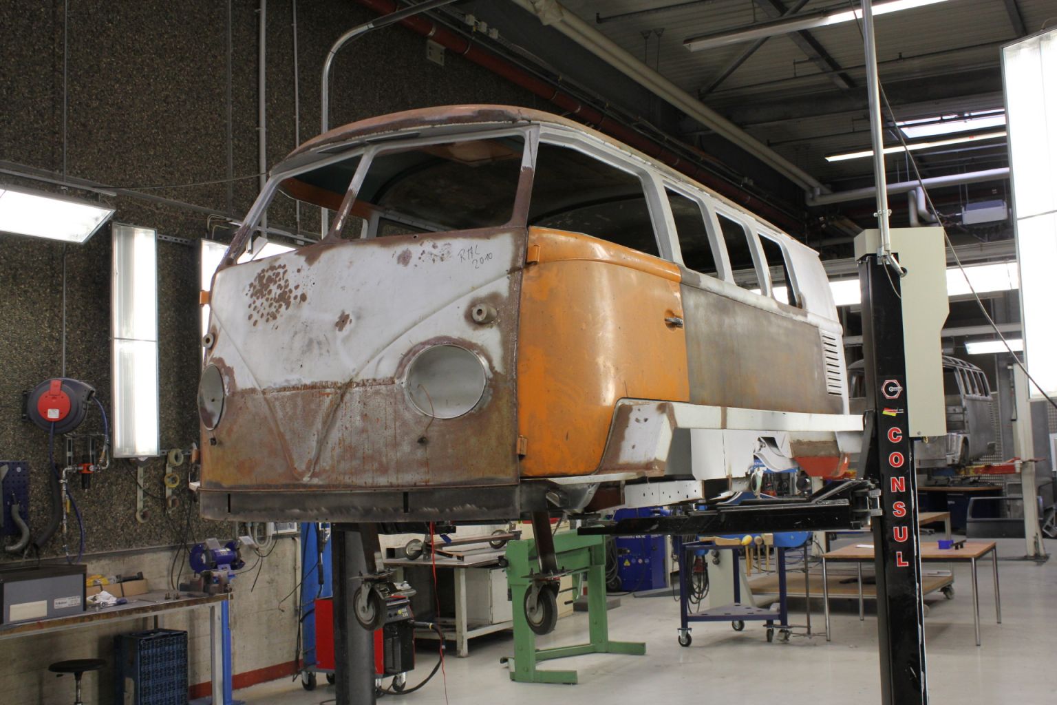 Volkswagen T1 polopásový renovace