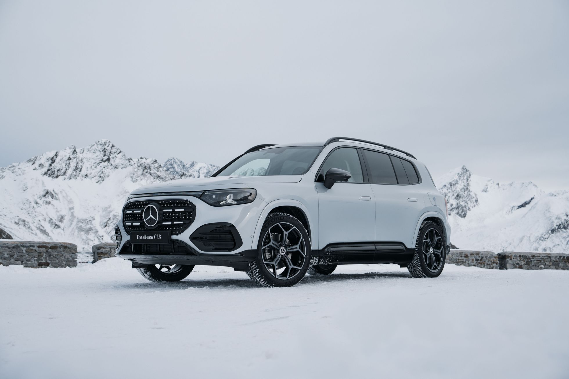 Mercedes-Benz GLB 2025