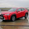 Lexus UX300e elektromobil