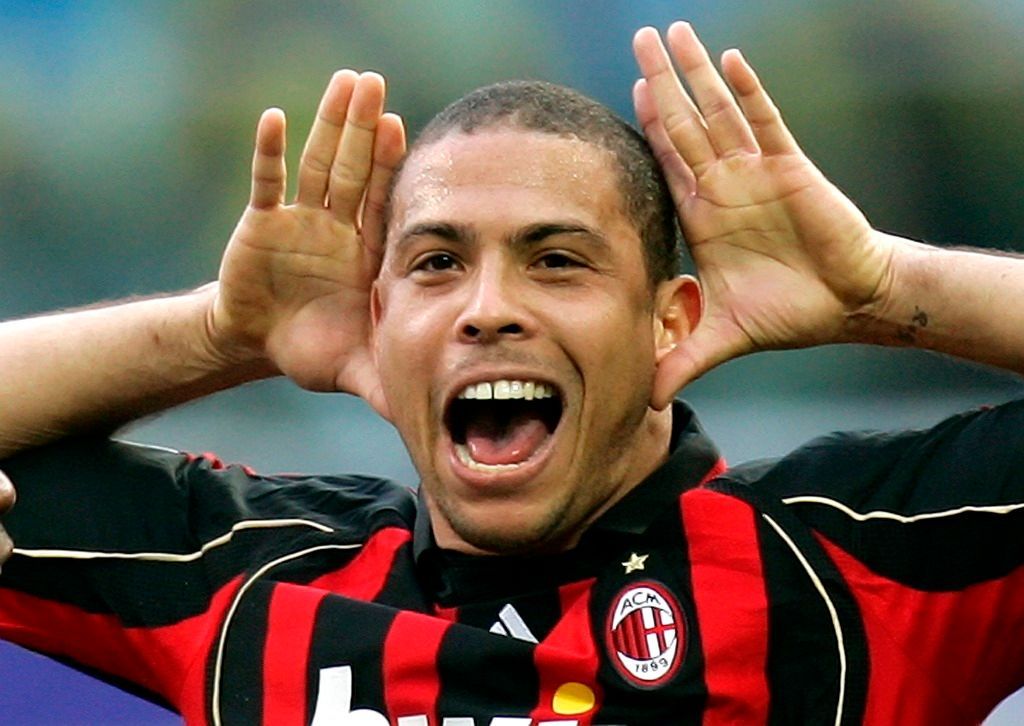 Ronaldo - konec kariéry: oslava gólu za AC Milán