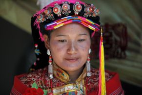 Není svatba jako svatba. Ta tibetská je nejbarevnější