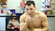 V noci na neděli si to Turning Stone Resort & Casino rozdali „Sibiřský Rocky“ Ruslan Provodnikov a argentinský knockoutér Lucas Martin Matthysse. Mnozí fanoušci i experti se na tento souboj dvou lehkých velterových vah těšili více, než na miliardový obchod jménem Floyd Mayweather vs. Manny Pacquiao. A oba bojovníci očekávaní naplnili, přestože nakonec slavil "jen" bodové vítězství Matthysse.