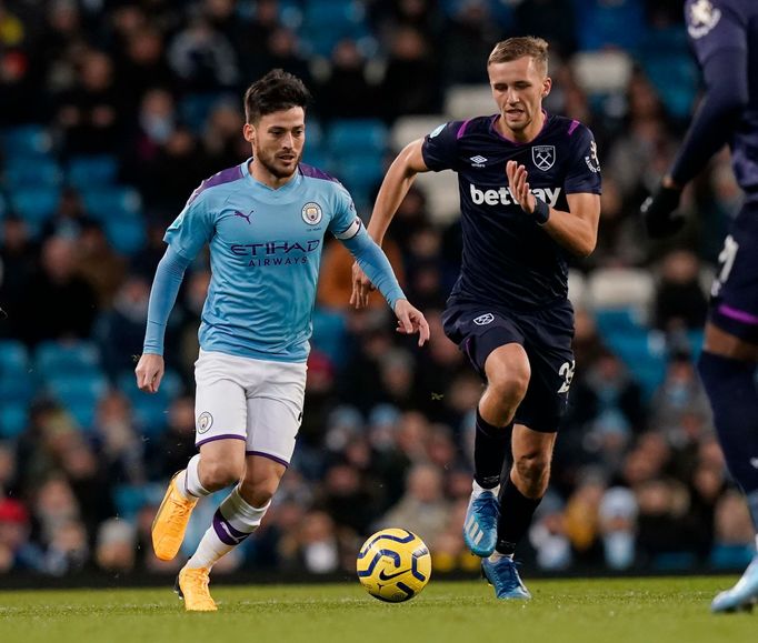 David Silva a Tomáš Souček, Manchester City - West Ham, Premier League