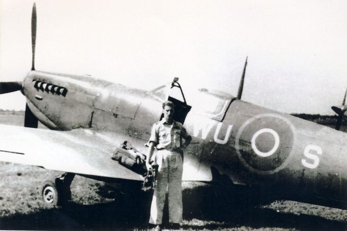 Kurt Taussig u 225. perutě RAF.