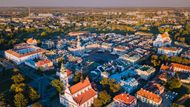 Staré město Zamość je od roku 1992 na Seznamu světového dědictví UNESCO. Město má necelých 65 tisíc obyvatel a je druhým největším městem v Lublinském vojvodství, hned po Lublinu.