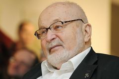 Ve věku 92 let zemřel zakladatel Nadace Charty 77 František Janouch