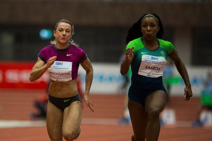 Czech Indoor Gala 2017: 60 M - Barbora Procházková a Rosangela Santosová