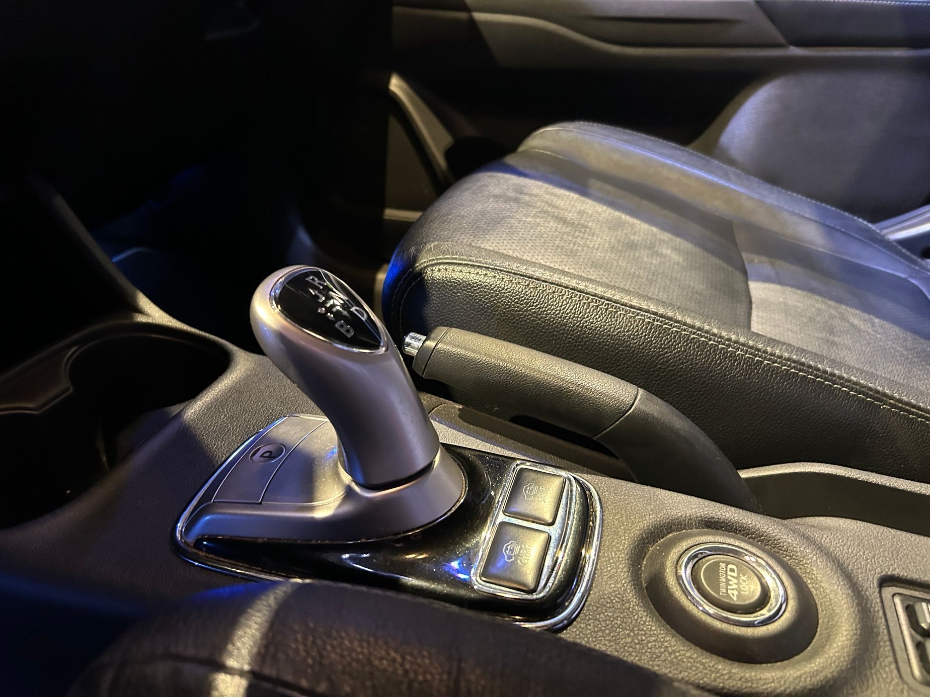 Mitsubishi Outlander PHEV 2025