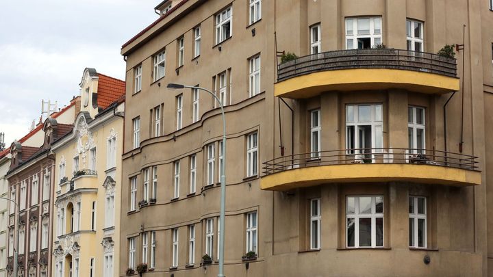 Nájemníci, kteří nejsou schopni platit, budou chráněni před výpovědí z bytů