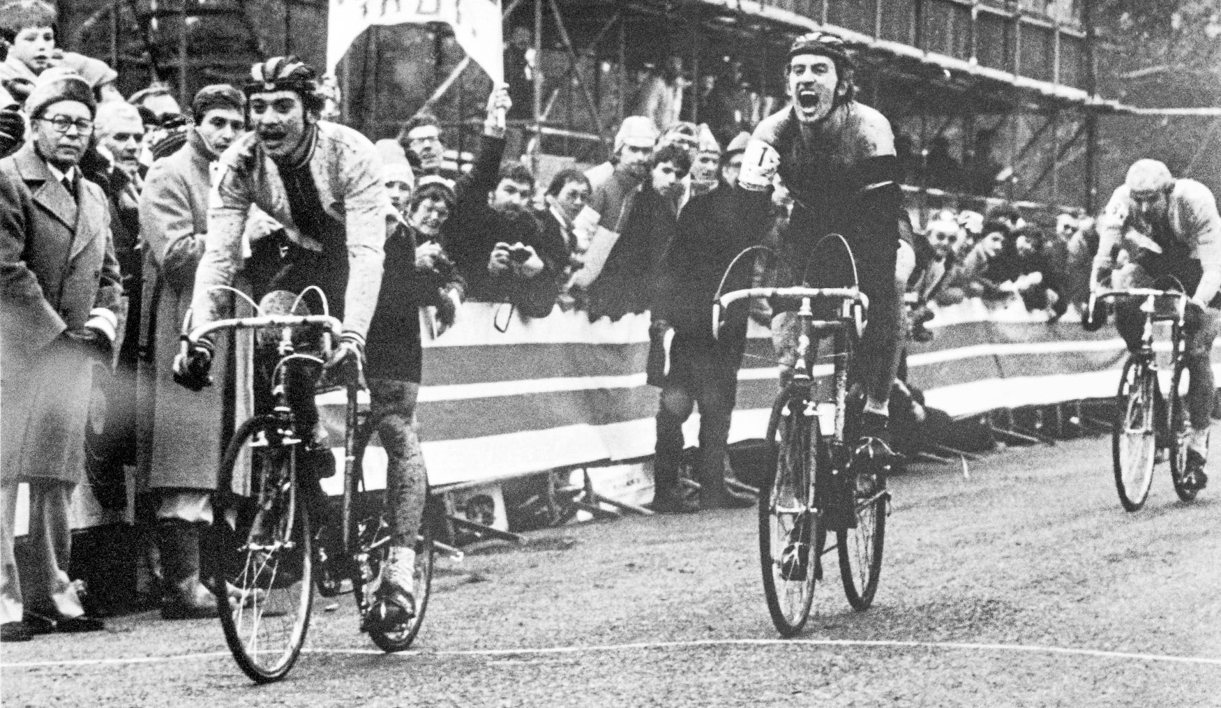 Fotogalerie / Radomír Šimůnek / Mistrovství i velká tragédie. Vzpomínka na hvězdu cyklokrosu Radomíra Šimůnka