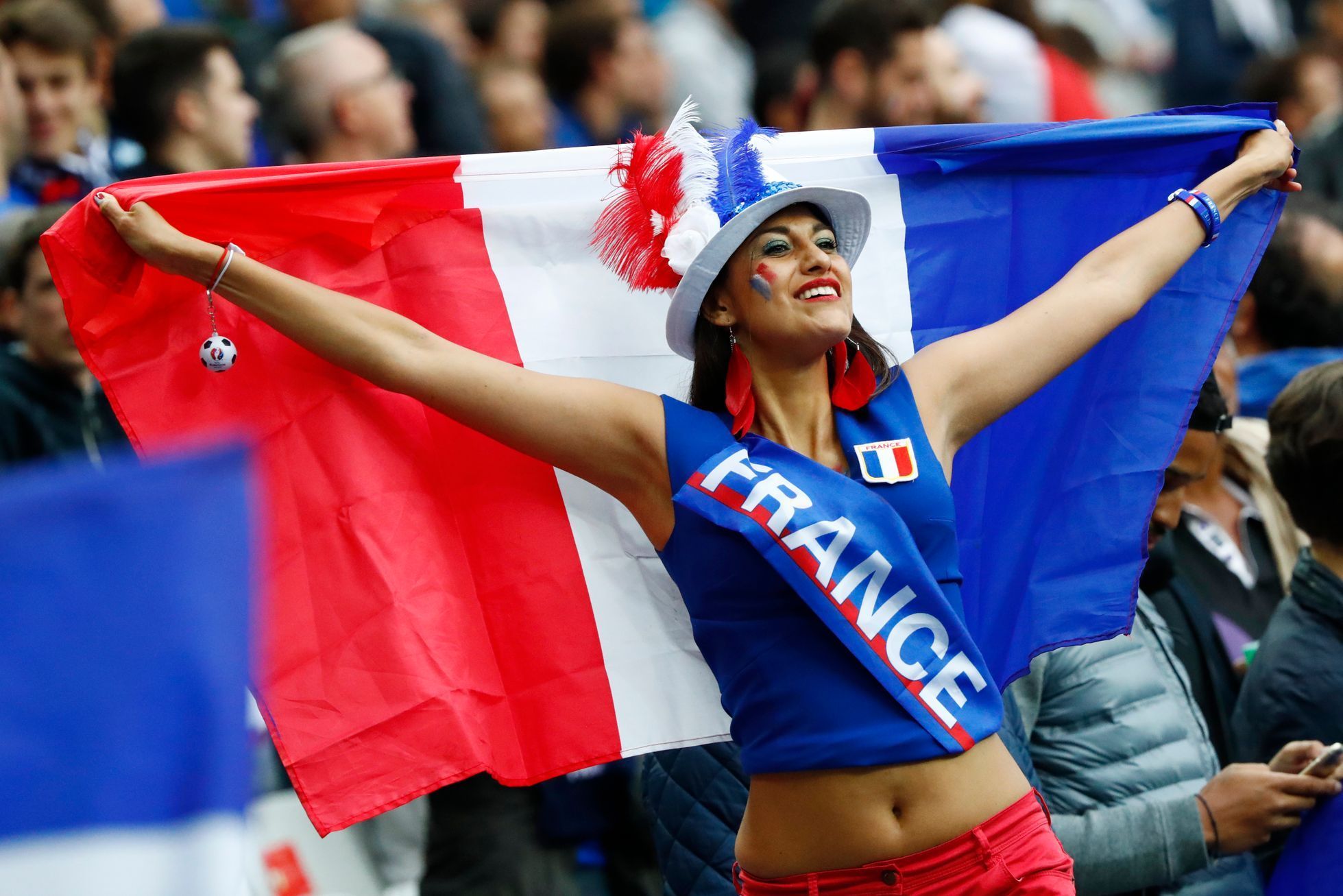 Euro 2016, Francie-Island: fanynka Francie
