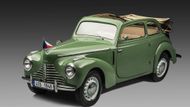 Na základě předválečného Popularu vyráběla od roku 1946 Škoda typ 1101 a po modernizaci 1102. V nabídce byla celá řada variant od sedanu, kombi nebo tudoru až po provedení se stahovací střechou. Zatímco Kabriolet byl vlastně tudorem s prostředním stahovacím dílem střechy,...