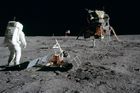 #galerie: Červený Měsíc připomene 50. výročí startu Apolla 11