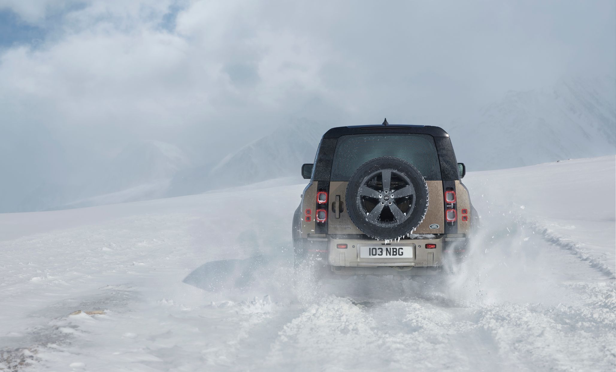 Land Rover Defender 2019