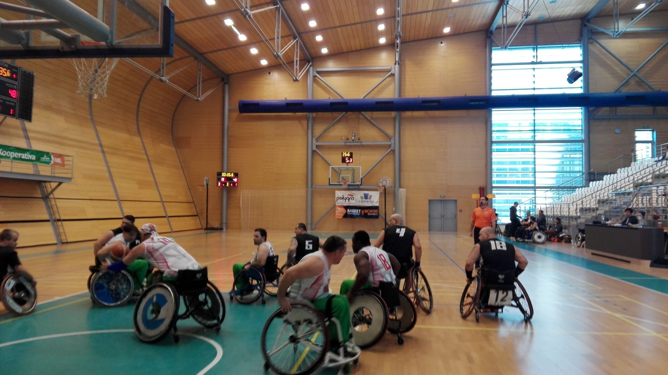 Basketbal na vozíku v Brně