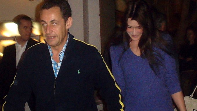 Sarkozy s přítelkyní Bruniovou
