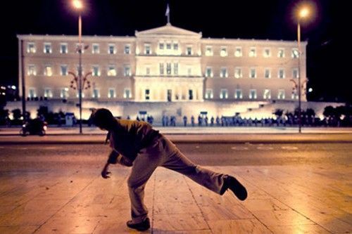 Prizmatem řecké krize