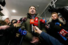 Gruzínský soud odsoudil Saakašviliho kvůli omilostnění policistů. Dostal tři roky vězení
