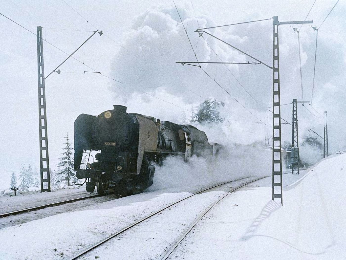 Tenkrát na železnici. Dým, pára a nostalgie: Kolorované poklady z kolejí dávných časů, železnice, historie, výročí, Magazín, kolorované fotografie