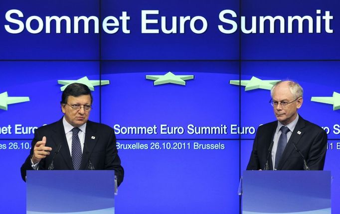 José Barroso a Herman Van Rompuy na tiskové konferenci.