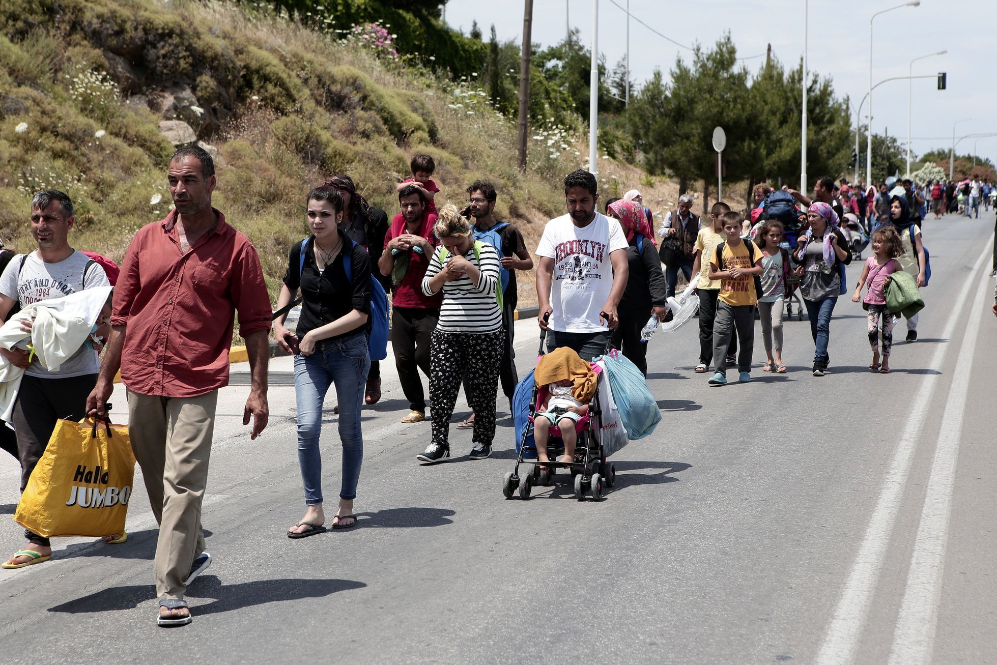 Uprchlíci na řeckém ostrově Lesbos.