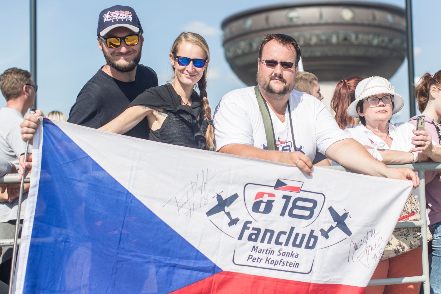 Čeští fanoušci na závodě Red Bull Air Race v Kazani 2018