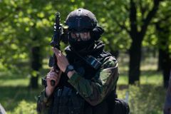 Živě: Ukrajinská armáda má bojovou pohotovost, kvůli Rusku