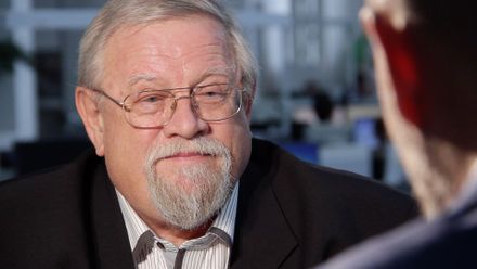 Kroupa: Mladí se nadchli pro marxismus, články Uhlové berou jako náboje pro boj s kapitalismem