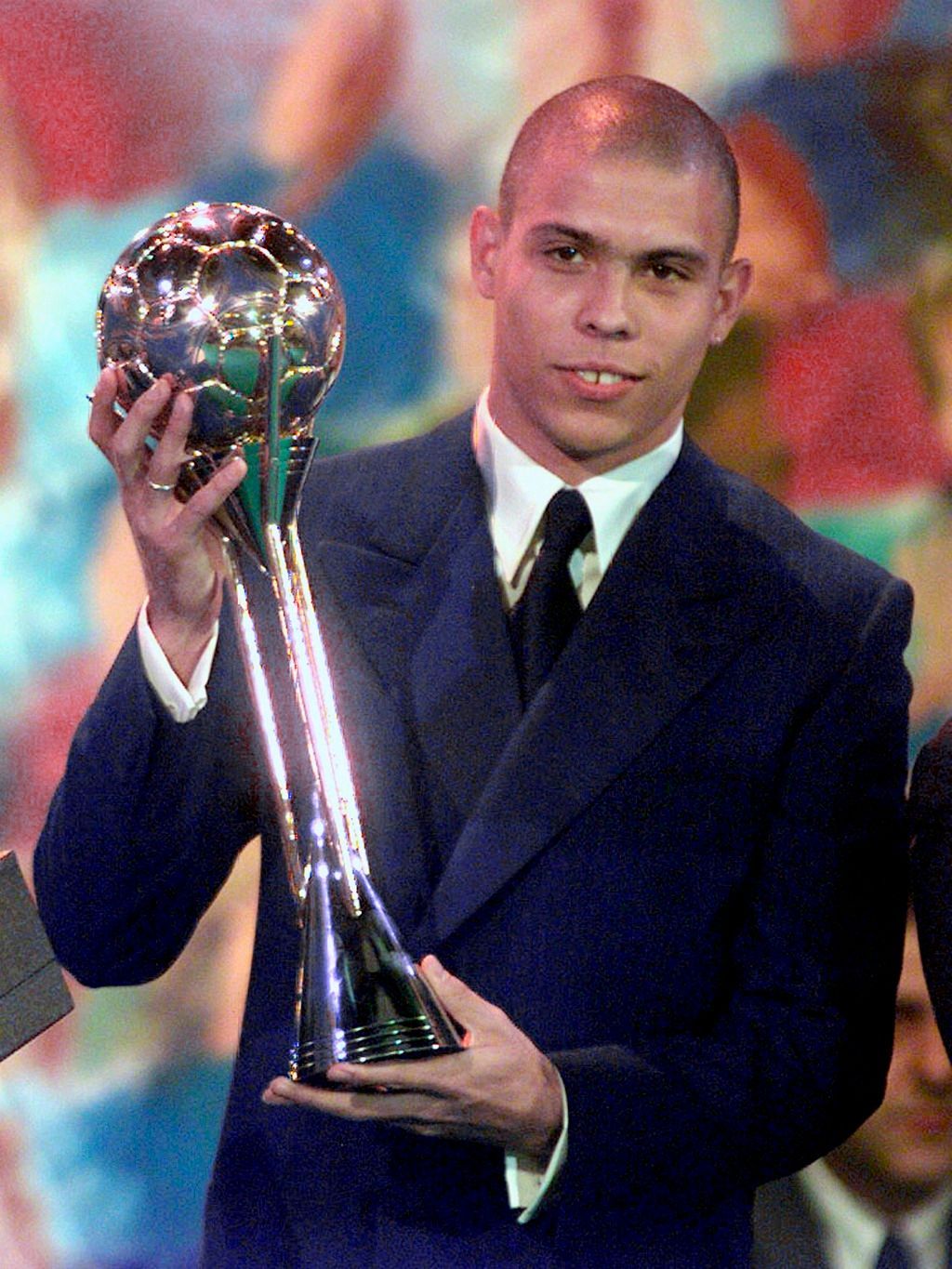Ronaldo - konec kariéry: Fifa fotbalista roku 1997