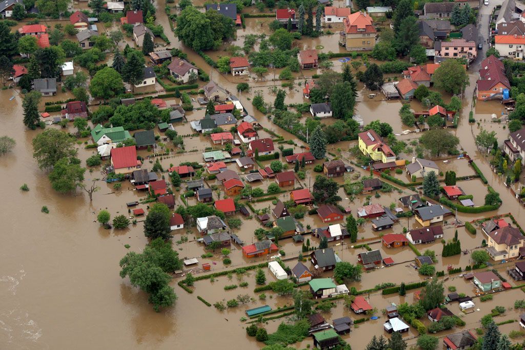 Letem nad zatopeným světem
