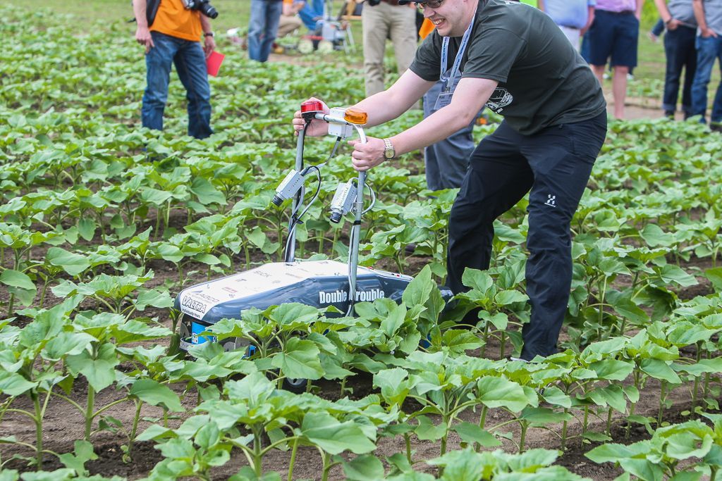Soutěž polních robotů
