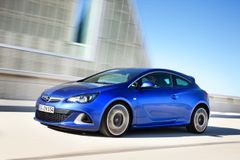 Opel Astra je ještě lepší. S výbavou OPC