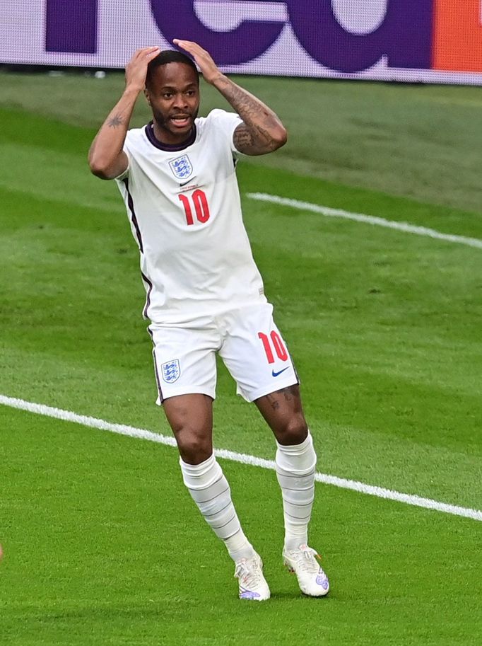 Raheem Sterling na zápase Česko - Anglie na ME 2020