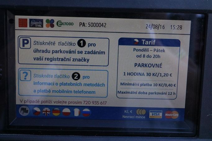 Taxy za hodinové parkování naštěstí nejsou přemrštěné.