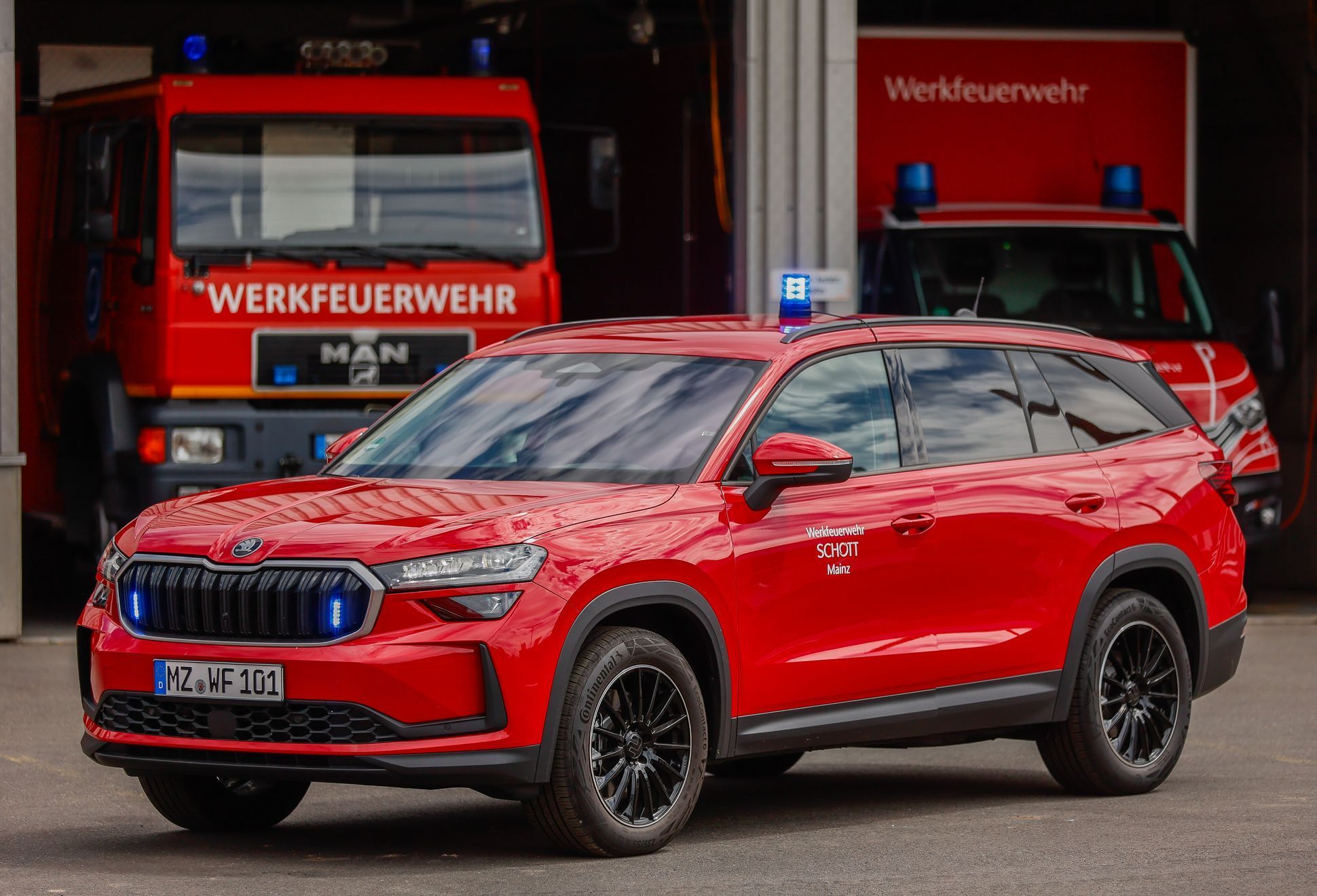 Škoda Kodiaq policie a hasiči