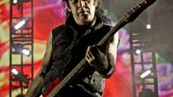 Baskytarista Simon Gallup.