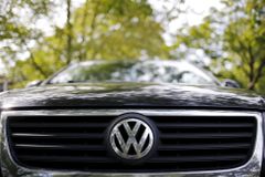 Volkswagen: Žalobu odmítáme, informace o manipulaci s emisemi jsme zveřejnili včas