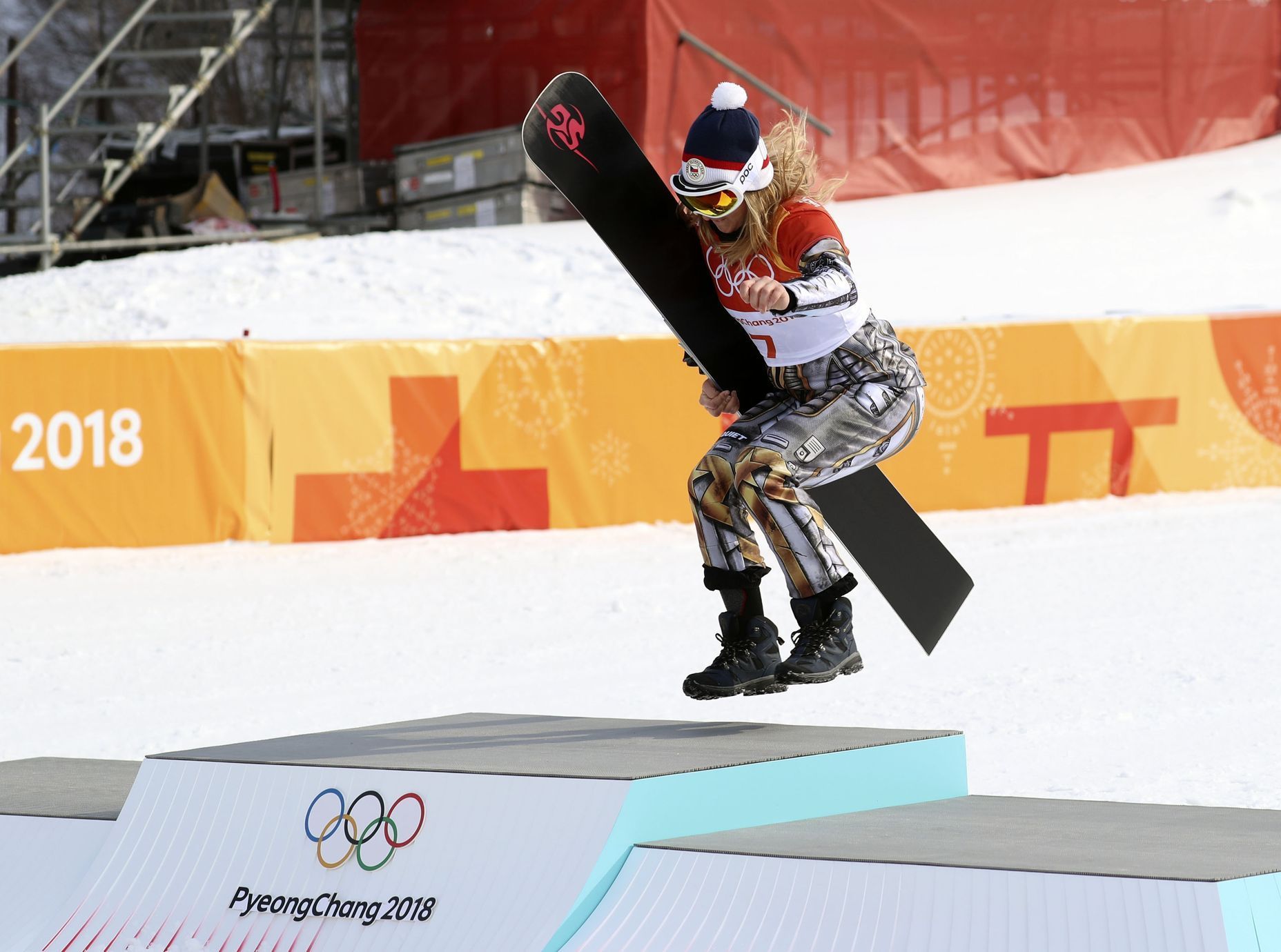 Ester Ledecká slaví zlato z paralelního obřího slalomu na ZOH 2018