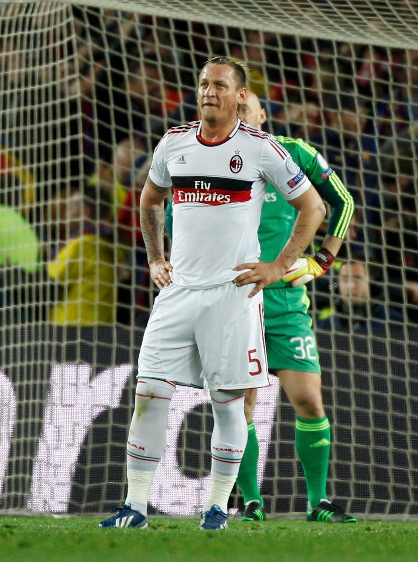 Fotbal, Liga mistrů, Barcelona - AC Milán: Philippe Mexes (AC)