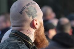 Tetovaný policista ztrácí na vážnosti, zní zákon. Desítky zájemců tak končí ještě před testy