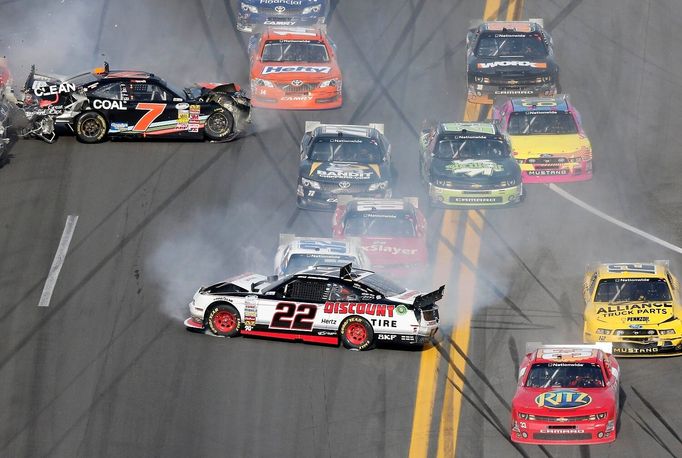 NASCAR Nationwide Series, havárie v Daytoně: Joey Logano (22)