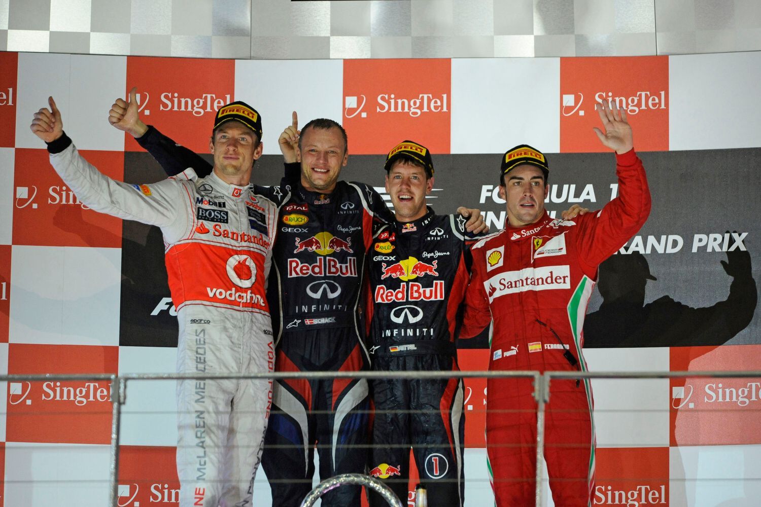 F1, VC Singapuru 2012: Sebastian Vettel, Jenson Button a Fernando Alonso