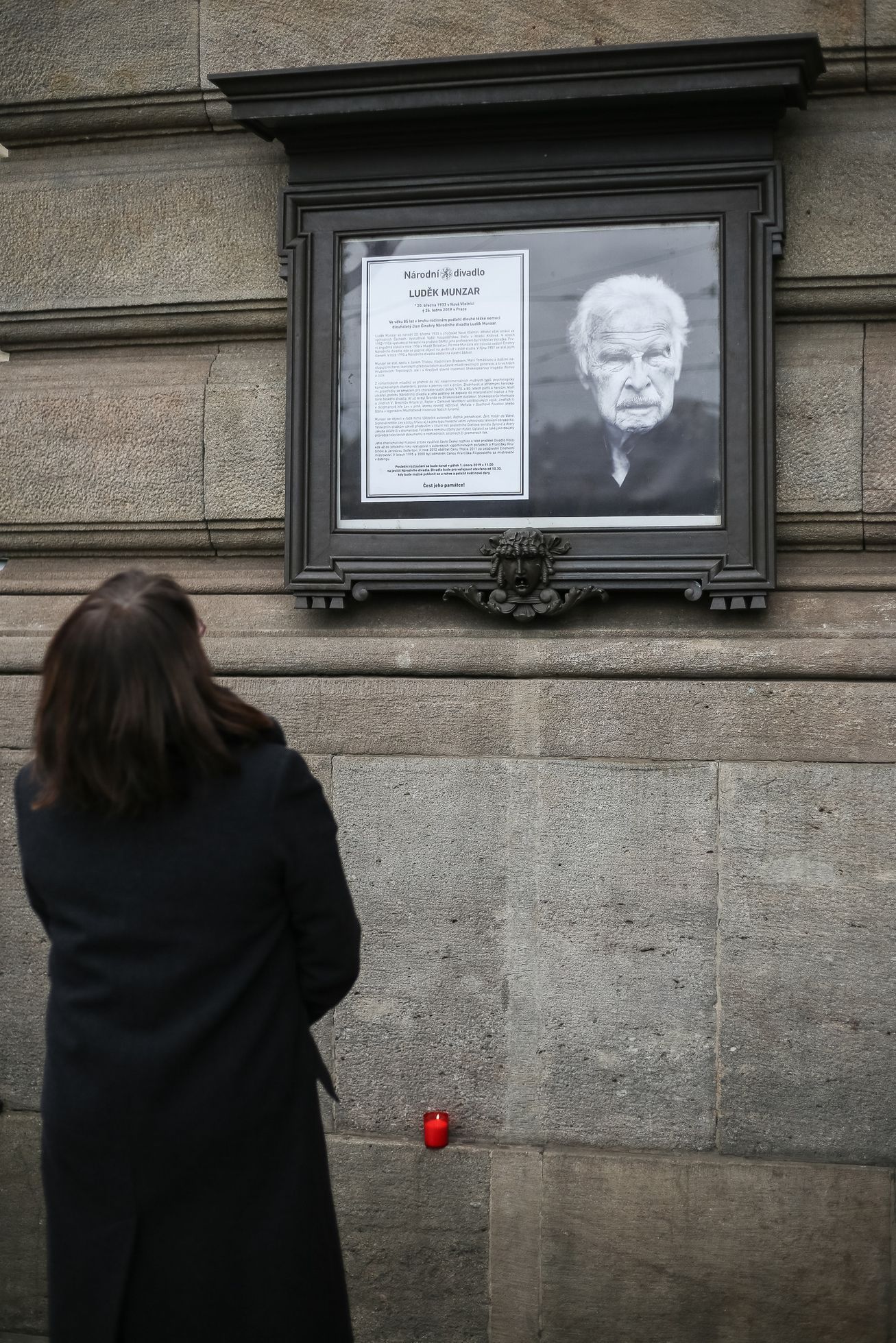 Pohřeb herce Ludka Munzara, Národní divadlo, 1. 2. 2019