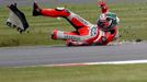 Americký motocyklový jezdec Ducati, Nicky Hayden v kategorii MotoGP na Grand Prix Velké Británie 2012.